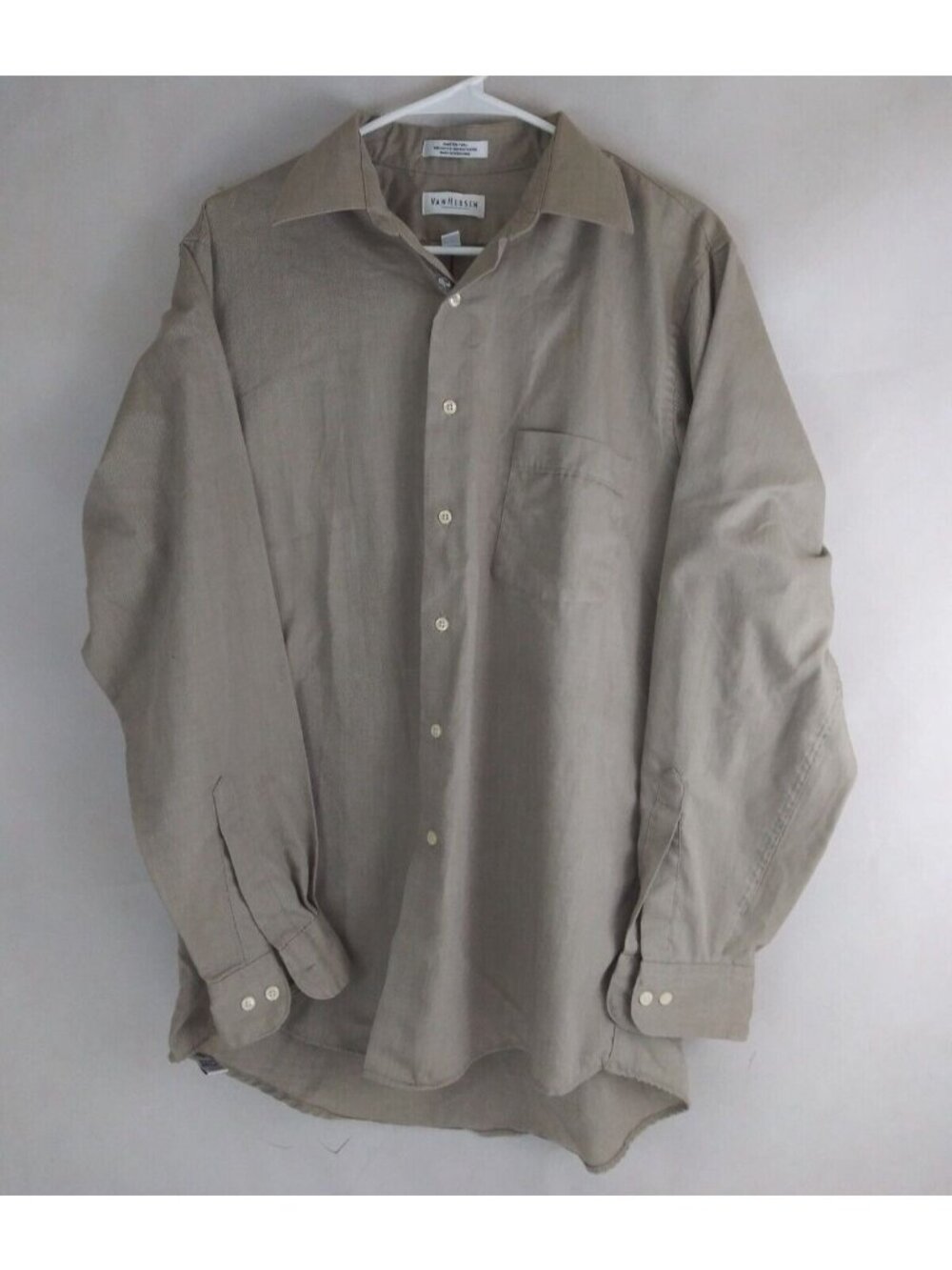 Van Heusen Easy Care Men's Casual Dress Shirt Size Large 34/35 Neck 16